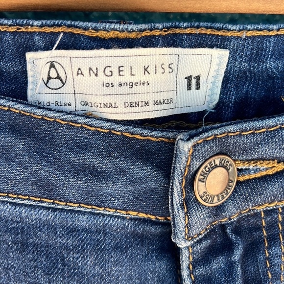 Woman’s Angel Kiss Los Angeles skinny jeans - Picture 3 of 3